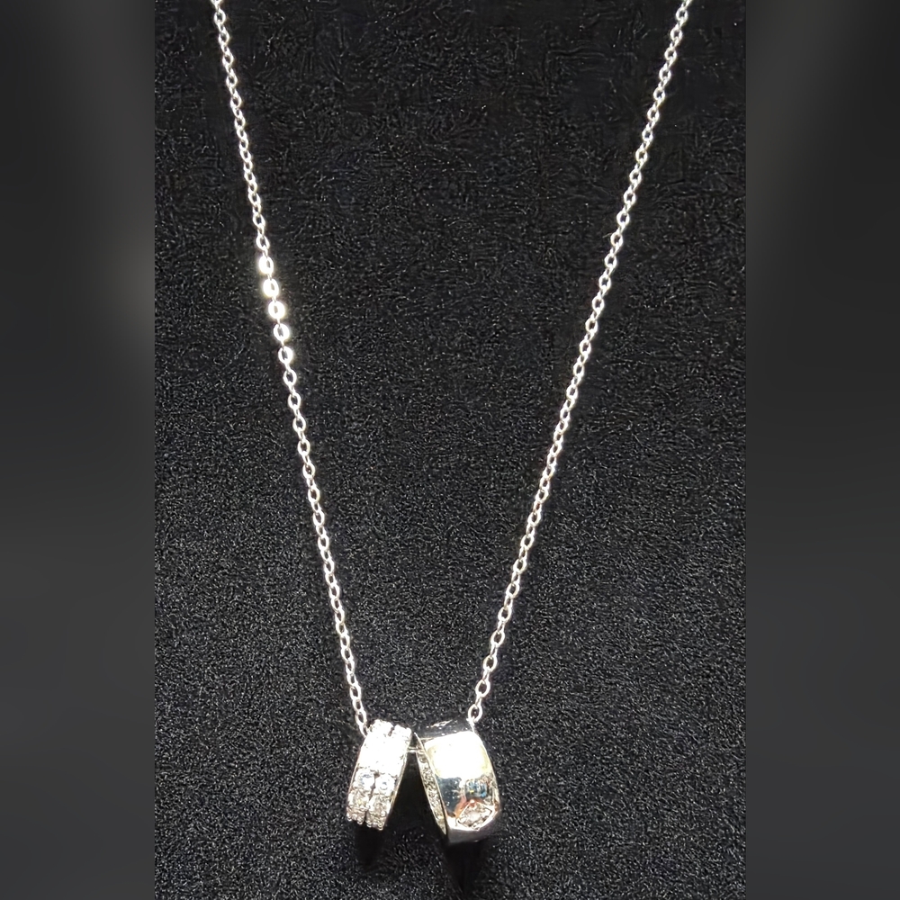 SOLARIE Duo Radiance Necklace